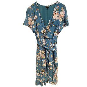 TORRID BLUE FLORAL FAUX WRAP DRESS SZ 2X PRETTY FEMININE FLOWY